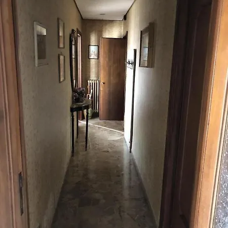 Attico Anna Lägenhet *